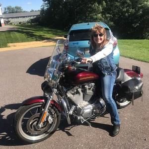 Meet your Posher, Christine